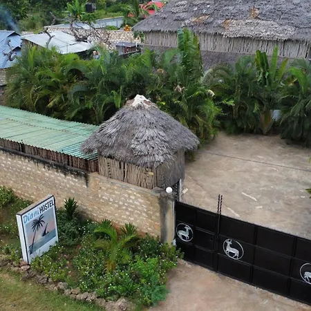 Diani Hostel Diani Beach Exterior photo
